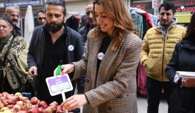 Bismil’de esnaflara Kürtçe fiyat etiketleri dağıtıldı