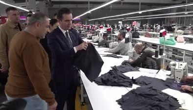 Bitlis’te devlet desteğiyle kurulan tekstil fabrikaları gençlere iş imkanı sağlıyor
