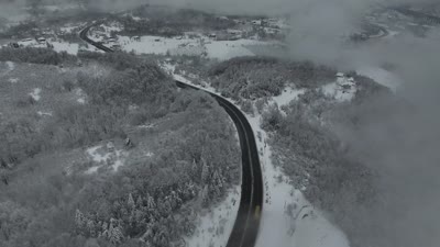Bolu Dağı’nın beyaz örtüsü, havadan görüntülendi