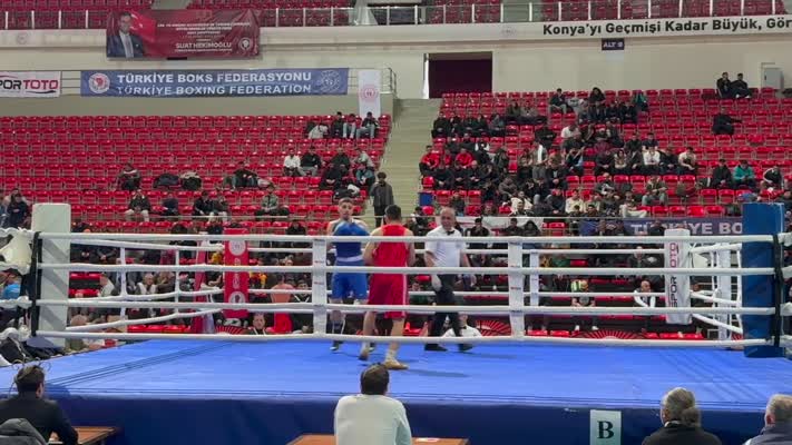 Boks şampiyonası Konya’da, 417 sporcu kıyasıya yarışıyor