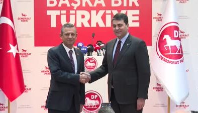 CHP Genel Başkanı Özel, DP Genel Başkanı Uysal’ı ziyaret etti