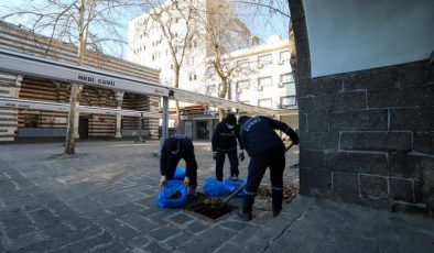 DİSKİ, tarihî camilerde kapsamlı temizlik gerçekleştirdi