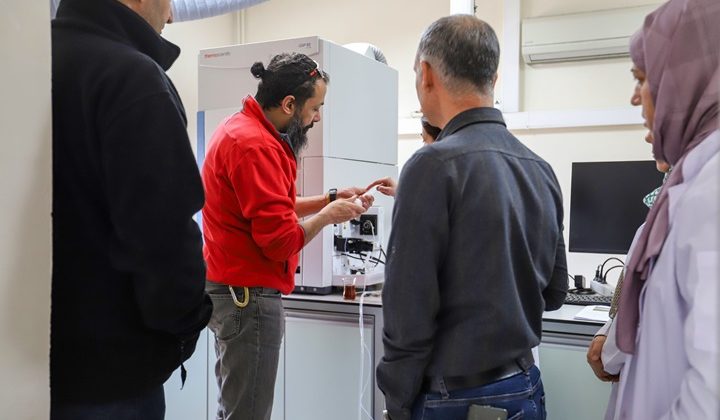DİSKİ’den Dicle Üniversitesine Cihaz Hibesi