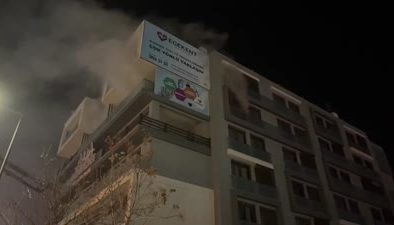 Denizli’de 7 katlı binada yangın çıktı, kurtarma çalışması sürüyor