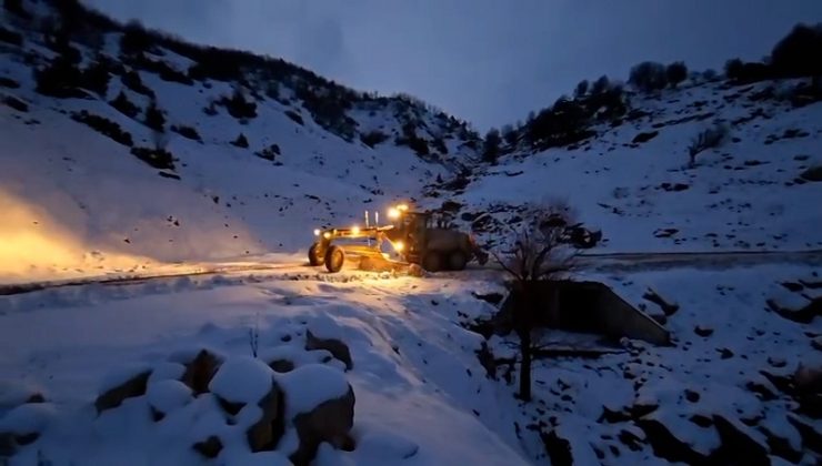 Diyarbakır’da kapanan 250 mahalle yolundan 216’sı açıldı
