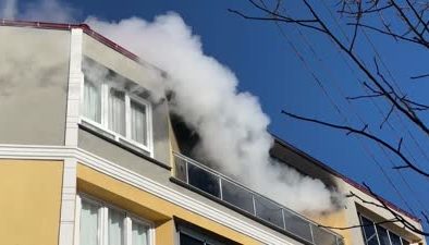 Evde çıkan yangında 1 kişi hayatını kaybetti