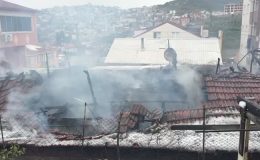 Gebze’de evde çıkan yangında 5 kişi hastaneye kaldırıldı