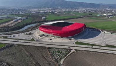Hataysporlu taraftarlar yeni sezonda takımlarını kentte izlemeyi arzuluyor