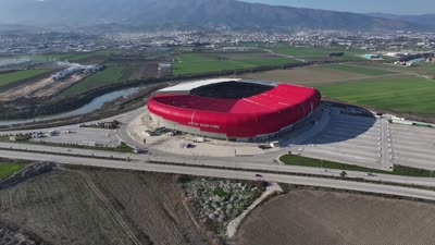 Hataysporlu taraftarlar yeni sezonda takımlarını kentte izlemeyi arzuluyor