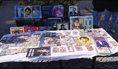Müslüm Gürses anıldı, hayranları duygusal anlar yaşadı