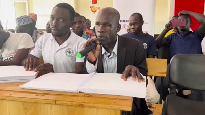 Kabartma yazıyı İncil’den öğrenmeye zorlanan Ugandalıları Kur’an eğitimiyle İslam’la tanıştırdılar