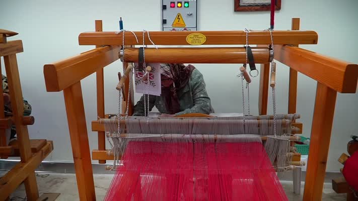 Karacakılavuz dokuması 144 yıllık geleneği sürdürüyor