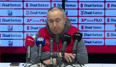 Göztepe’den farklı zafer, Kasımpaşa karşısında 5-0’lık galibiyetle çeyrek finalde