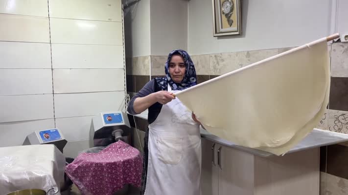 Kayınvalidesinden öğrendiği tandır böreği 4 çocuklu anneyi girişimci yaptı