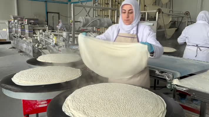 Konyalı kadınların kurduğu kooperatifin ürünleri zincir marketlerin raflarında