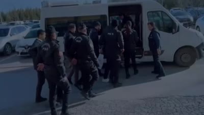 Sahte alışveriş sitesiyle dolandırıcılık yapan çete çökertildi