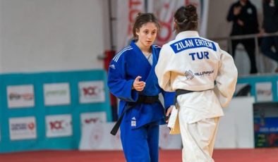 Sıla Durmaz, judo şampiyonasında bronz madalya kazandı