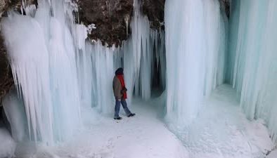 Bayburt’un doğal harikası buzla kaplandı