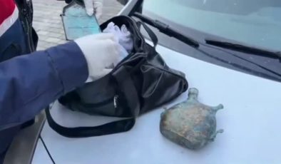 Tarihi eser operasyonunda Bizans dönemine ait levha ele geçirildi