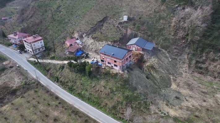 Trabzon’daki heyelan bölgesi havadan görüntülendi