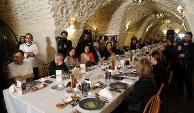 Ünlü şefler Urfa mutfağına yeni tatlar kattı