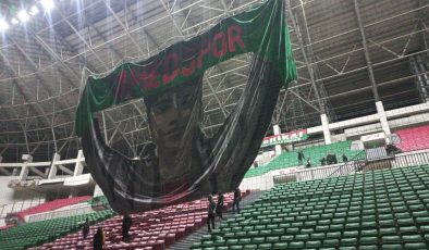 Amedspor Taraftarlarından Anlamlı Kareografi: “Yusuf Yıldız” anılacak