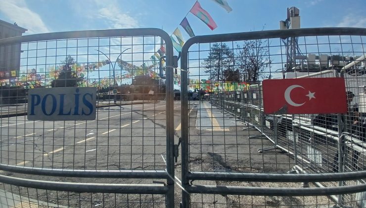 Diyarbakır’da ‘Barış ve Özgürlük’ mitingi için hazırlıklar tamamlandı