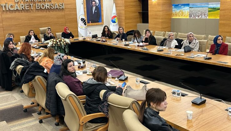 İş Kadınlarına e-Ticaret ve Dijital Pazarlama Eğitimi