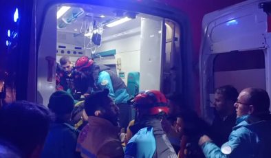 Bingöl’de yolcu otobüsü devrildi: 4 ölü, 32 yaralı