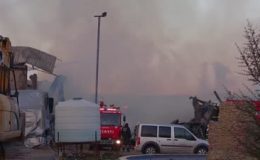 Yolcu otobüsü tıra çarptı, 6 kişi hastaneye kaldırıldı