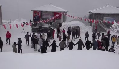 Zigana Dağı’nda kış şenliği renkli anlara sahne oldu
