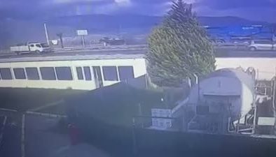 Zincirleme trafik kazasında 1 kişi öldü, 1 kişi yaralandı