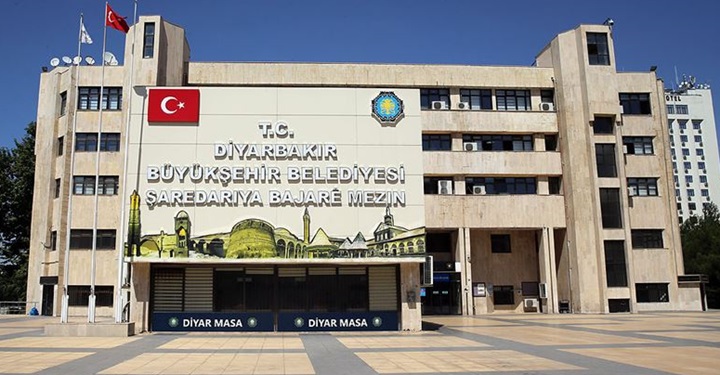 Diyarbakır’da dolandırıcılar Büyükşehir Belediyesi’nin adını kullanıyor