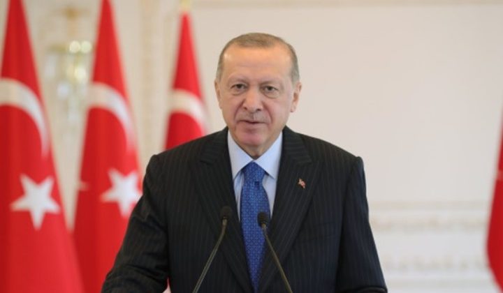 Cumhurbaşkanı Erdoğan, Alev Alatlı’yı vefat yıl dönümünde andı