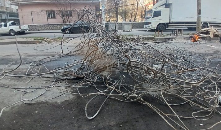 Yıkımı gerçekleştirilen binalarda eksik demir kullanılmış