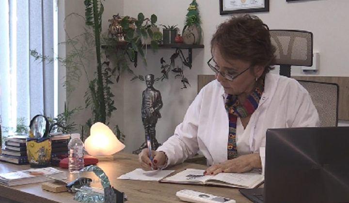Hem Kardiyolog Doktor; hem muhtar!
