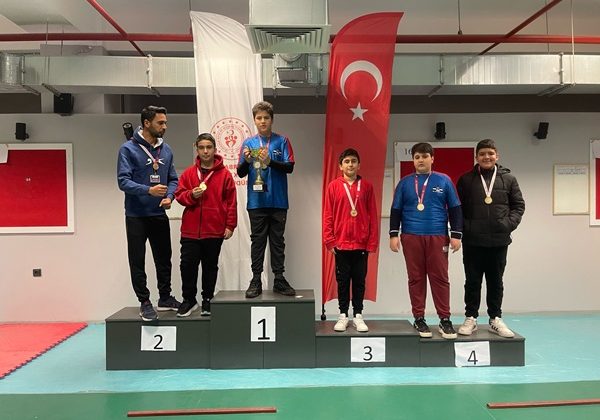 Okul Sporları Yıldızlar Satranç Turnuvası Sona Erdi