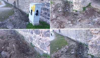 Sur dibinde açık elektrik kabloları!