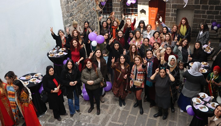 Sur’da Kadın Dayanışma Merkezi Açıldı