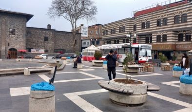 Suriçi sessizliğe büründü