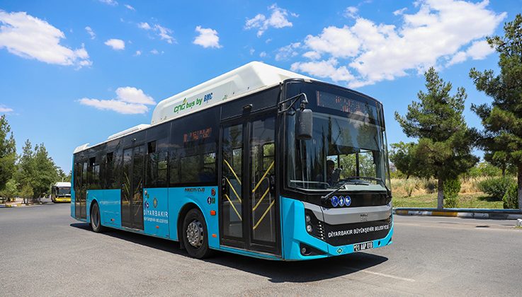 Büyükşehir Belediyesi 51 yeni otobüs alıyor