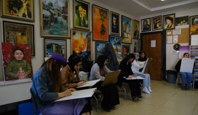 Ücretsiz kültür sanat kursları sürüyor