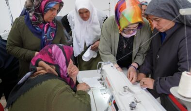 Diyarbakır’da yıkanabilir ped atölyeleri kadınlarla buluşuyor