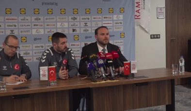 A Milli Erkek Hentbol Takımı, İsviçre maçına odaklandı