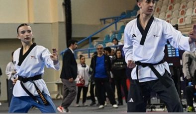 Adana’da düzenlenen Türkiye Tekvando Poomsae Şampiyonası tamamlandı