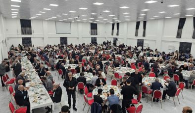 Ak Parti Çüngüş’te iftar yemeği verdi