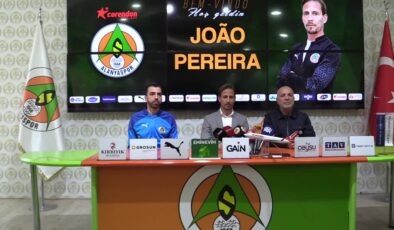 Alanyaspor’da yeni teknik direktör Portekizli Joao Pereira oldu