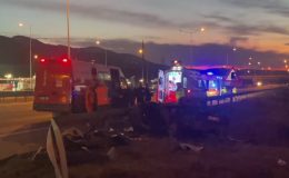 Anadolu Otoyolu’nda bariyere çarpıp takla atan otomobildeki iki kişi öldü