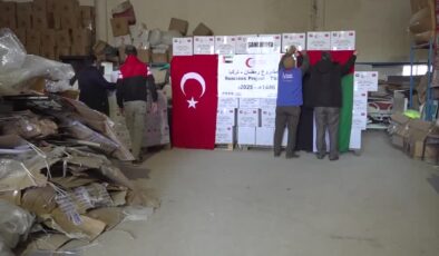 BAE’den Şanlıurfa’daki ihtiyaç sahibi ailelere gıda kolisi desteği