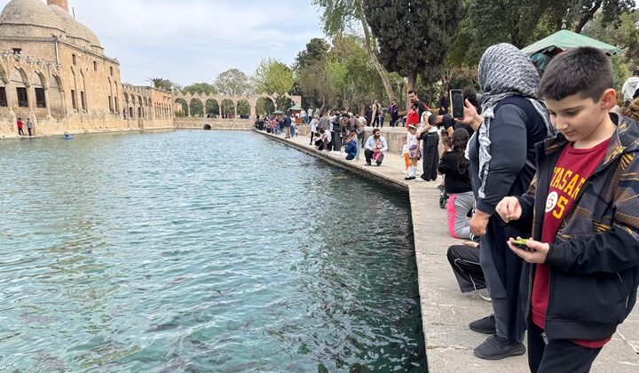 Balıklıgöl’de bayram yoğunluğu